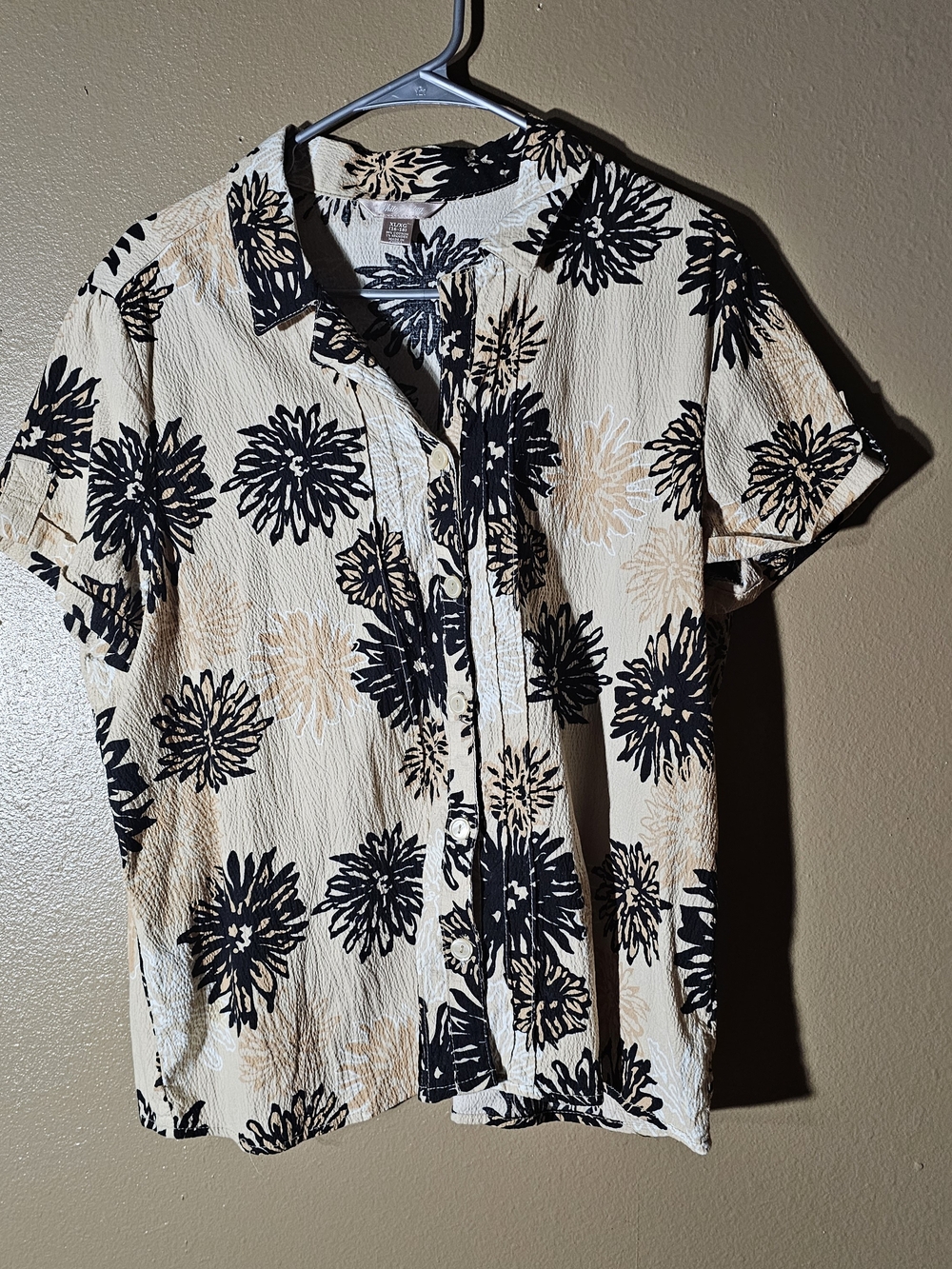 White Stag Cream Button-Down Shirt with Black & Tan Floral Print